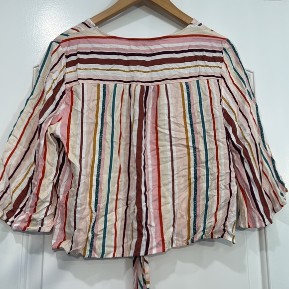 URBAN Romantics Colorful Striped Blouse Size Medium - Picture 5 of 5